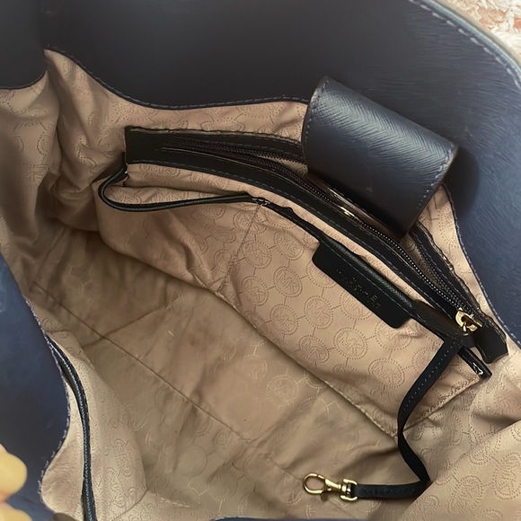 Michael Kors Bag - Picture 10 of 11